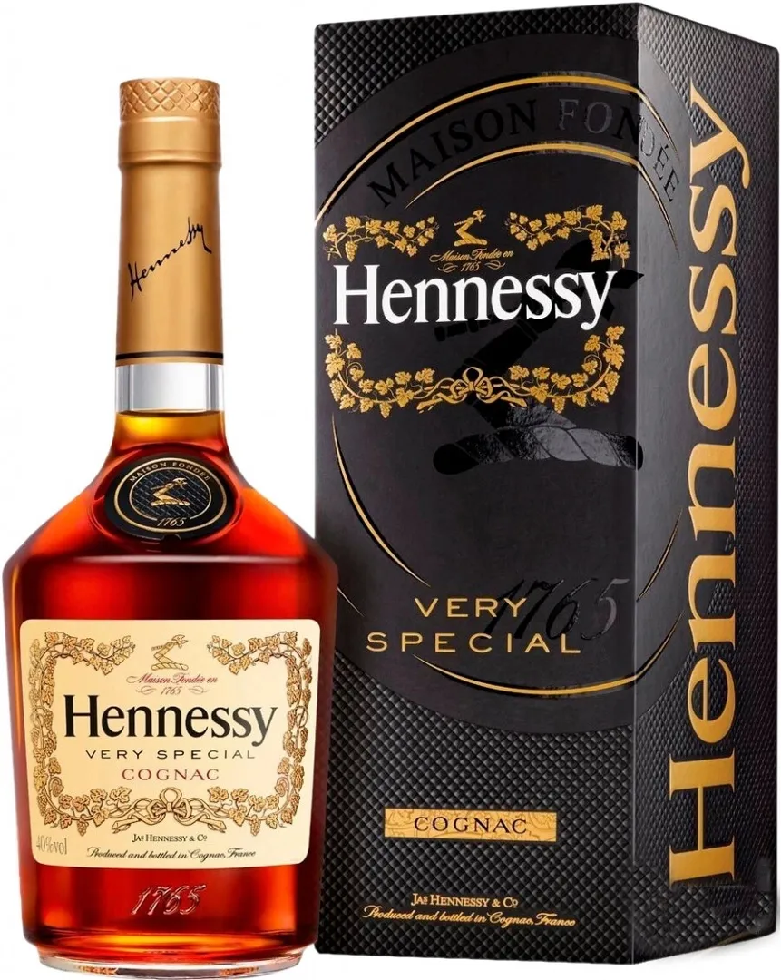 VinoCape Коньяк Hennessy V.S в подарочной упаковке